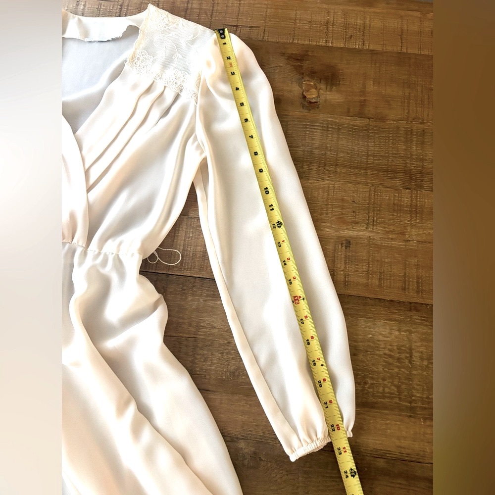 Vintage 70’s Chiffon Pleated | Belted Dress. Women’s Sz-S Mid Century Modern. - Picture 13 of 16